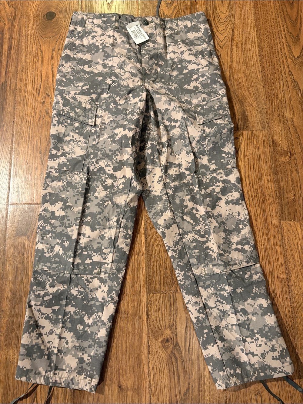 Men's Gray Digital Camo Cargo Pants - Tactical Utility